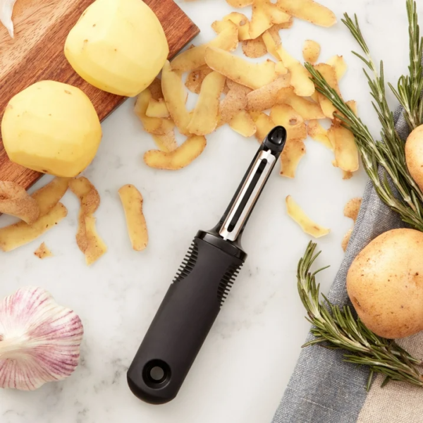 KitchenAxis Precision Swivel Peeler – Ergonomic Soft-Grip Handle, Black Finish - Image 3